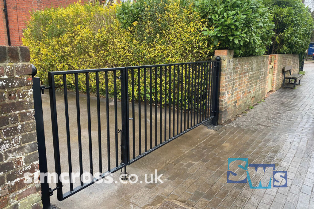 St Albans – school pedestrian and vehicle gates. Simcross Welding Services metal gates London and Herts and South East England